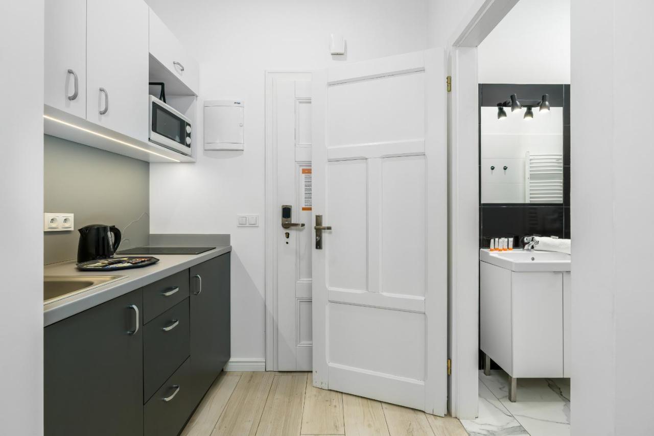 Apartments City Center Saint Wojciech By Renters Poznan Dış mekan fotoğraf