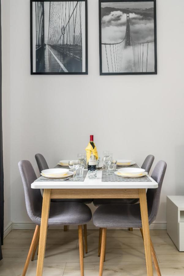 Apartments City Center Saint Wojciech By Renters Poznan Dış mekan fotoğraf